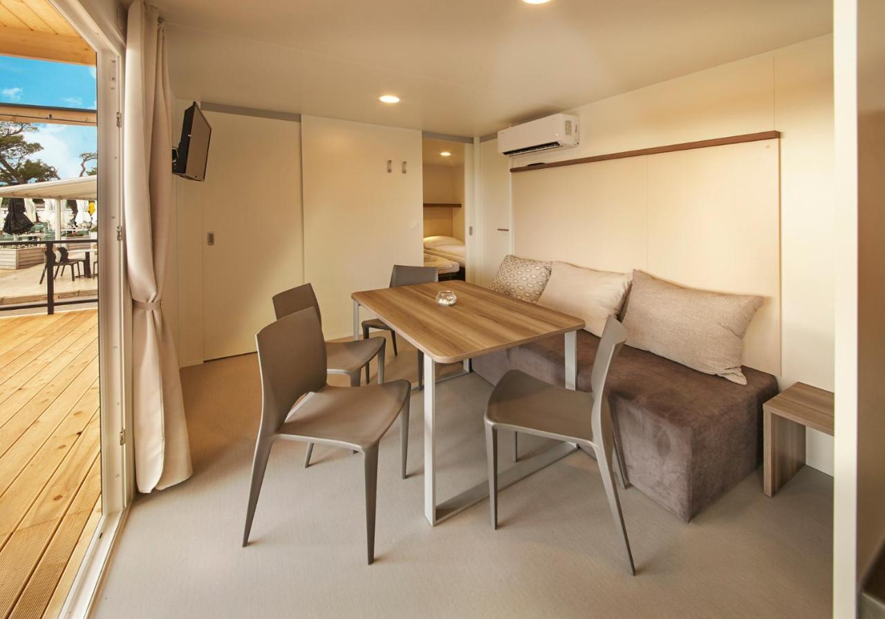 Premium Mobile Homes - Hotel & Resort Adria Ankaran Εξωτερικό φωτογραφία